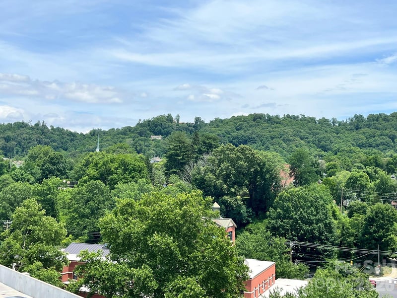 55 S Market St #407, Asheville, NC 28801