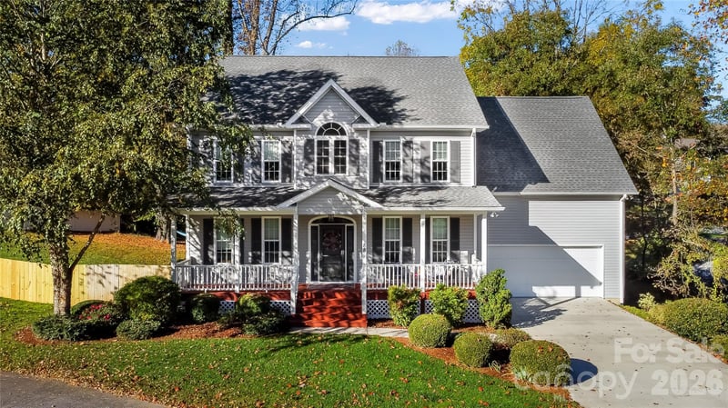 88 Apple Meadow Ct, Hendersonville, NC 28739