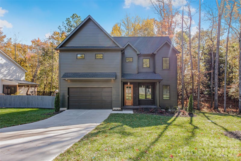 4221 Spring St, Matthews, NC 28105