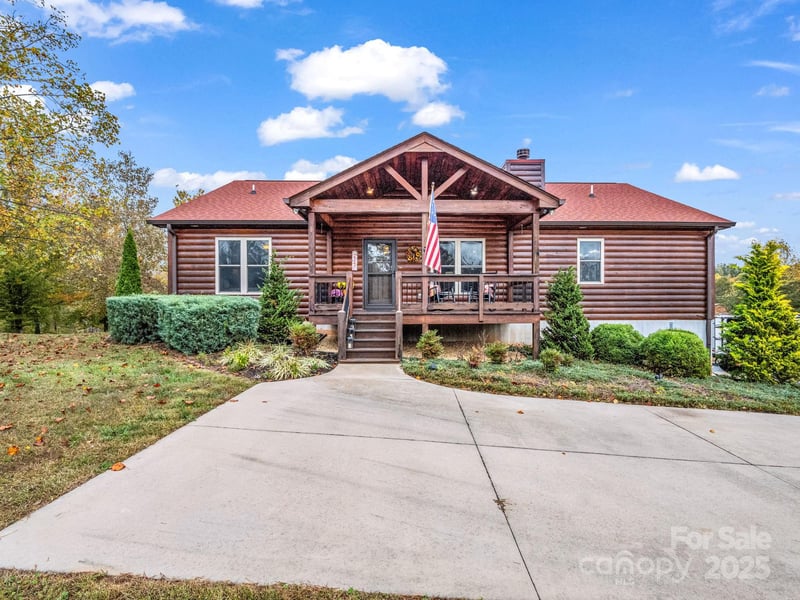 653 Moonlight Ps, Union Mills, NC 28167
