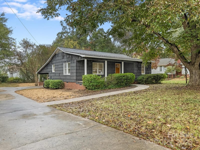 80 Pounds Ave, Concord, NC 28025