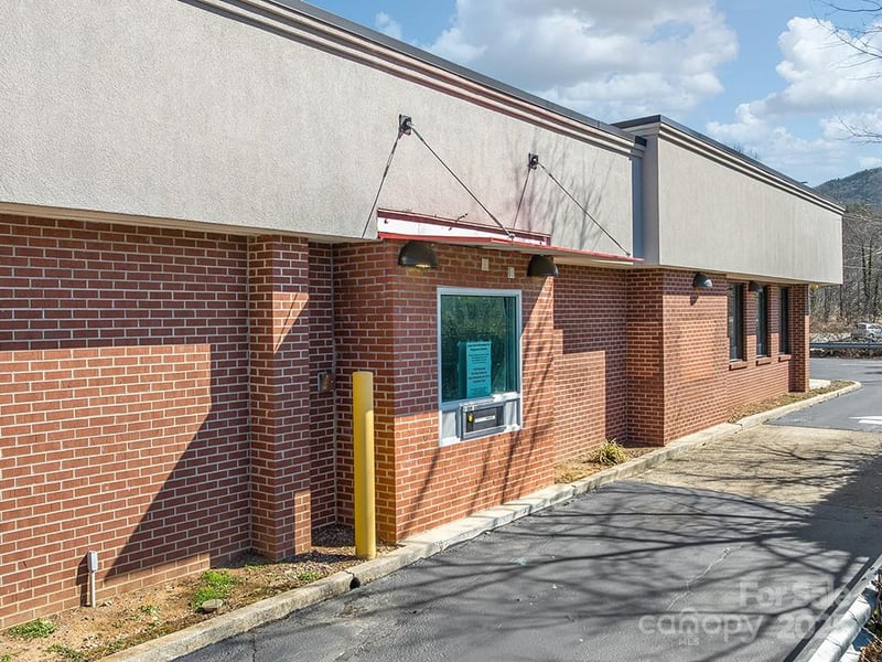 510 Nc 9 Hw, Black Mountain, NC 28711