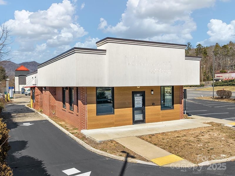510 Nc 9 Hw, Black Mountain, NC 28711