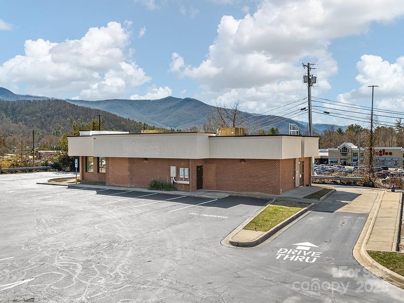 510 Nc 9 Hw, Black Mountain, NC 28711