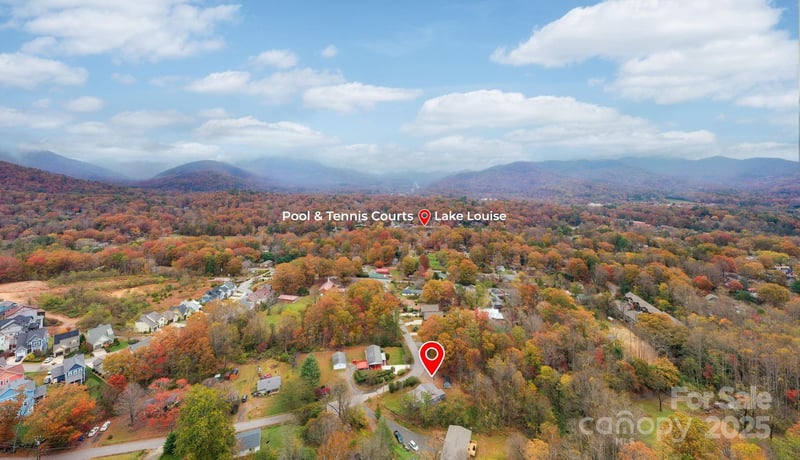 226 Mount Allen Hts, Black Mountain, NC 28711