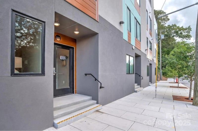 102 Southside Ave #15, Asheville, NC 28801