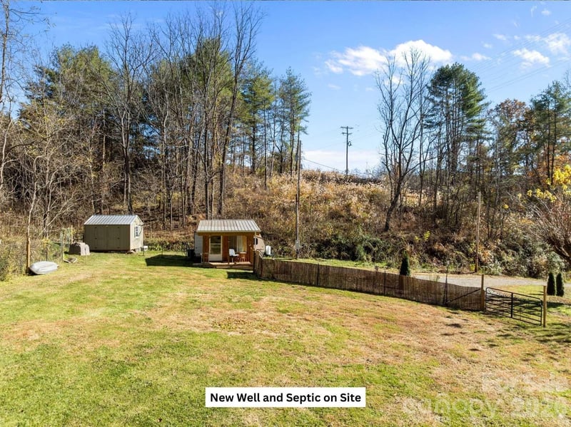 212 Gabriels Creek Rd, Mars Hill, NC 28754