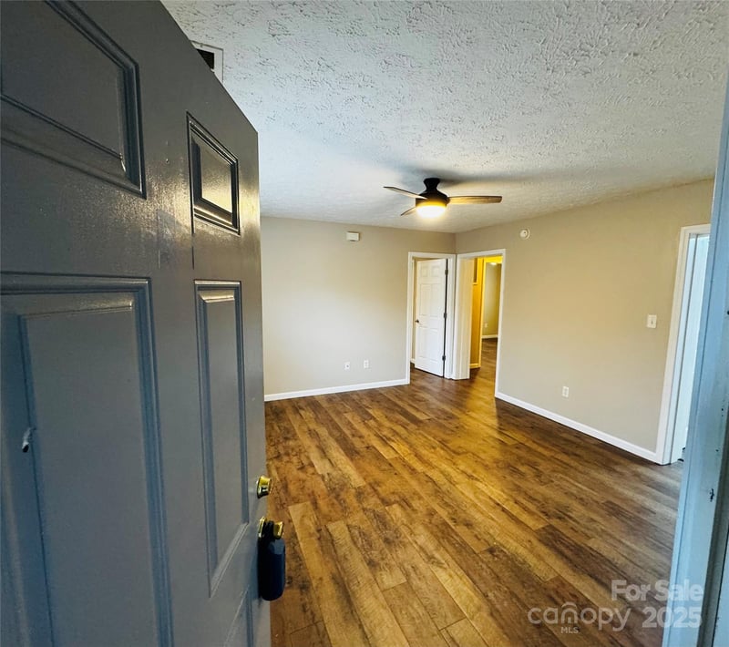 237 Camelot Dr #B, Waynesville, NC 28786