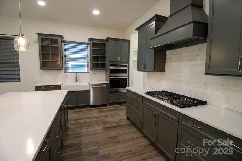 6642 Star Dr, Sherrills Ford, NC 28673