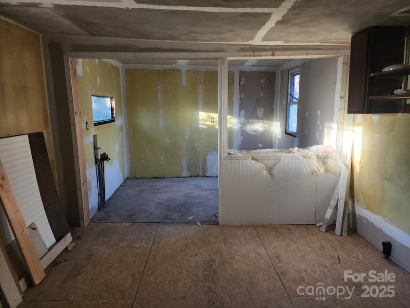 107 Bradley St, Asheville, NC 28806