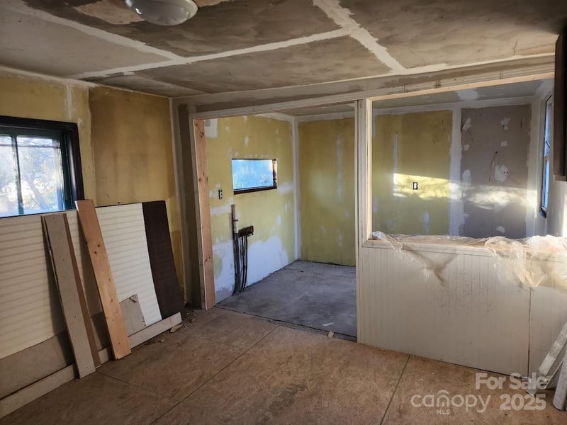 107 Bradley St, Asheville, NC 28806