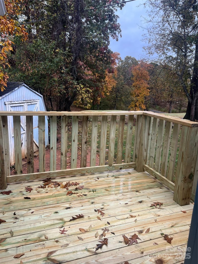 243 Governors Vw, Asheville, NC 28805