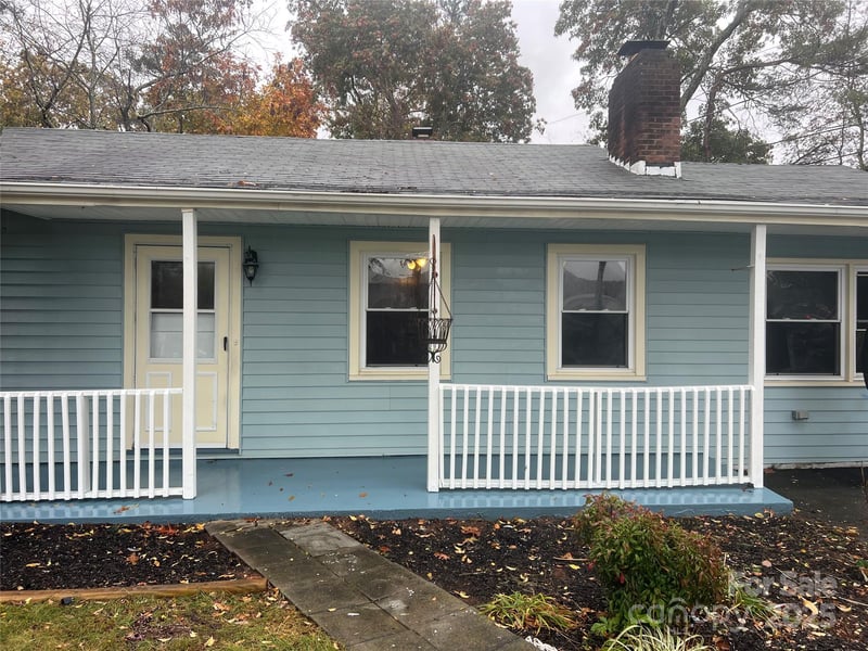 243 Governors Vw, Asheville, NC 28805