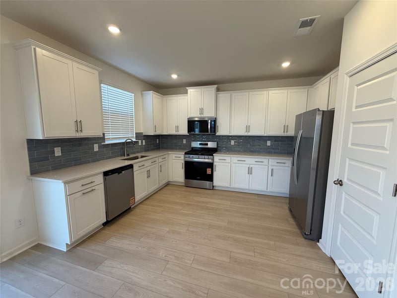 333 Knotty Wood Dr, Monroe, NC 28110