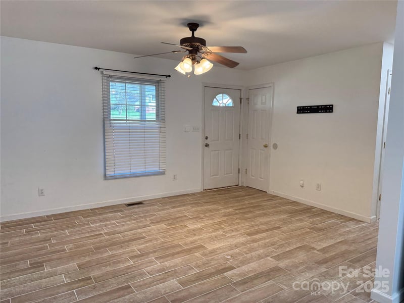 314 Louisiana Ave, Bessemer City, NC 28016