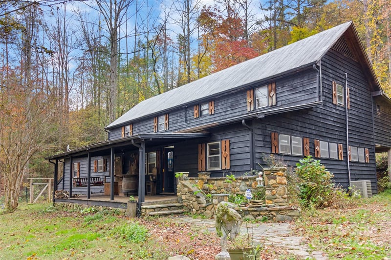 5668 Longbottom Rd, Hays, NC 28635
