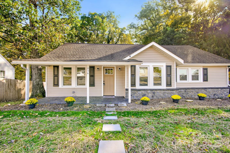 434 Salisbury St, Denton, NC 27239