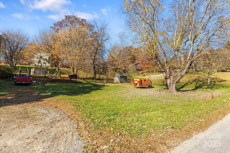 85 Trent Rd, Brevard, NC 28712