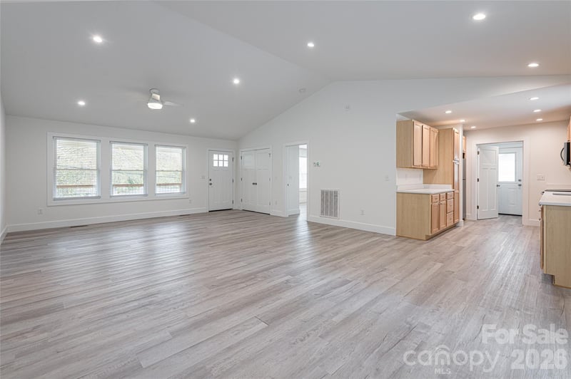 17 Sycamore St, Asheville, NC 28804