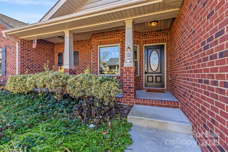 7208 Ogden Pl, Denver, NC 28037