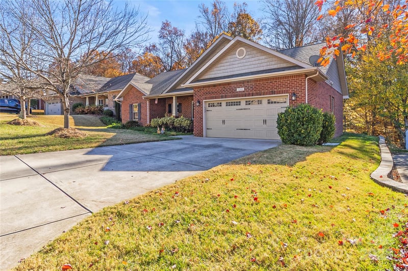 7208 Ogden Pl, Denver, NC 28037