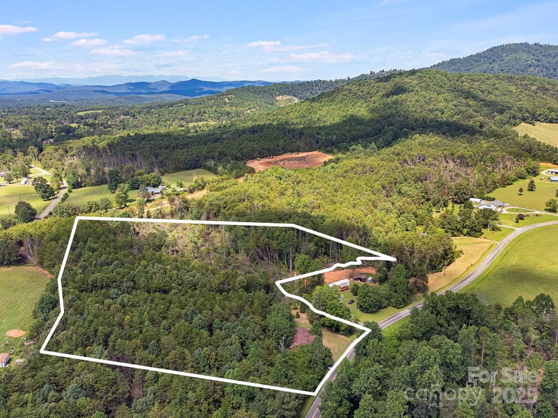211 Luckadoo Rd, Bostic, NC 28018
