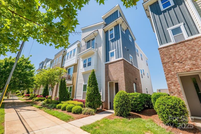 2551 Statesville Ave, Charlotte, NC 28206