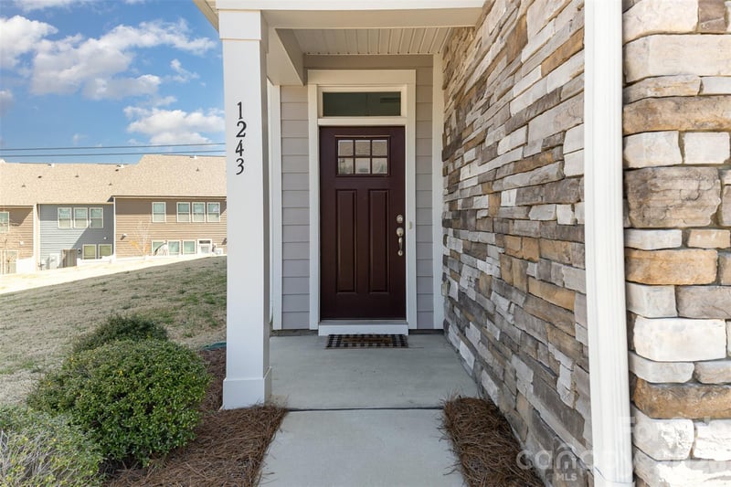 1243 Pebble Grove Dr #442, Clover, SC 29710