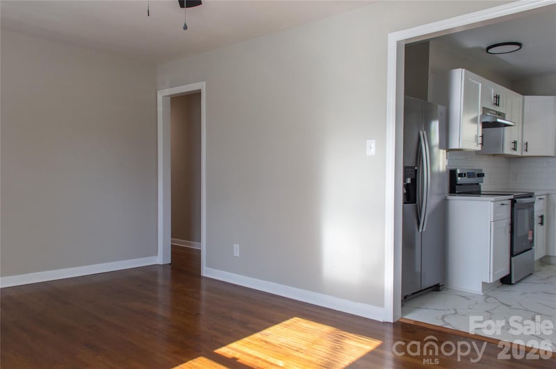 2854 Burbank Dr, Charlotte, NC 28216