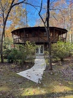 667 Pinewood Knoll Dr, Hendersonville, NC 28739