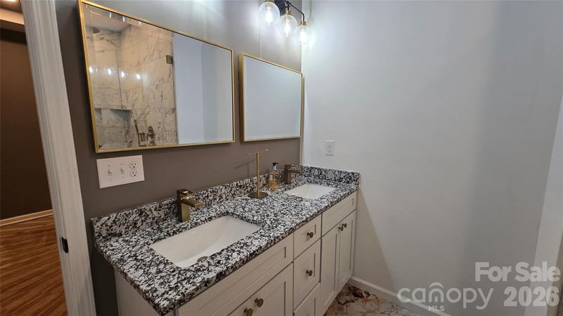 828 Cabaniss Dr, Shelby, NC 28150