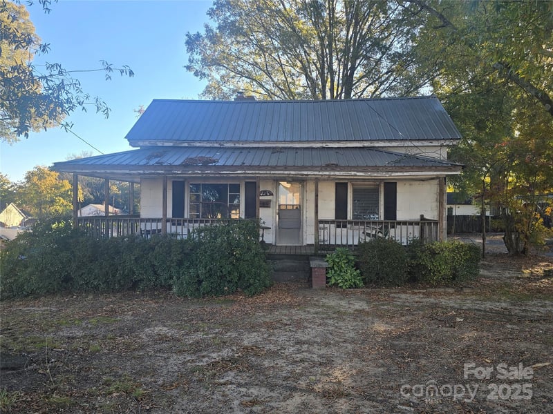 704 Sloop Ave, Kannapolis, NC 28083