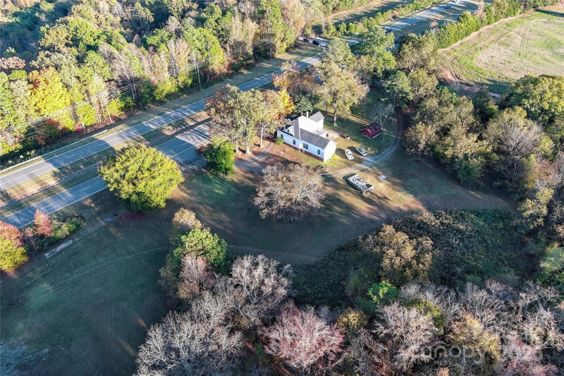 6993 Charlotte Hw, Lancaster, SC 29707