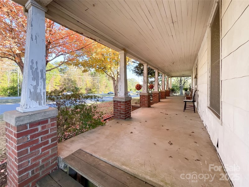 6993 Charlotte Hw, Lancaster, SC 29707