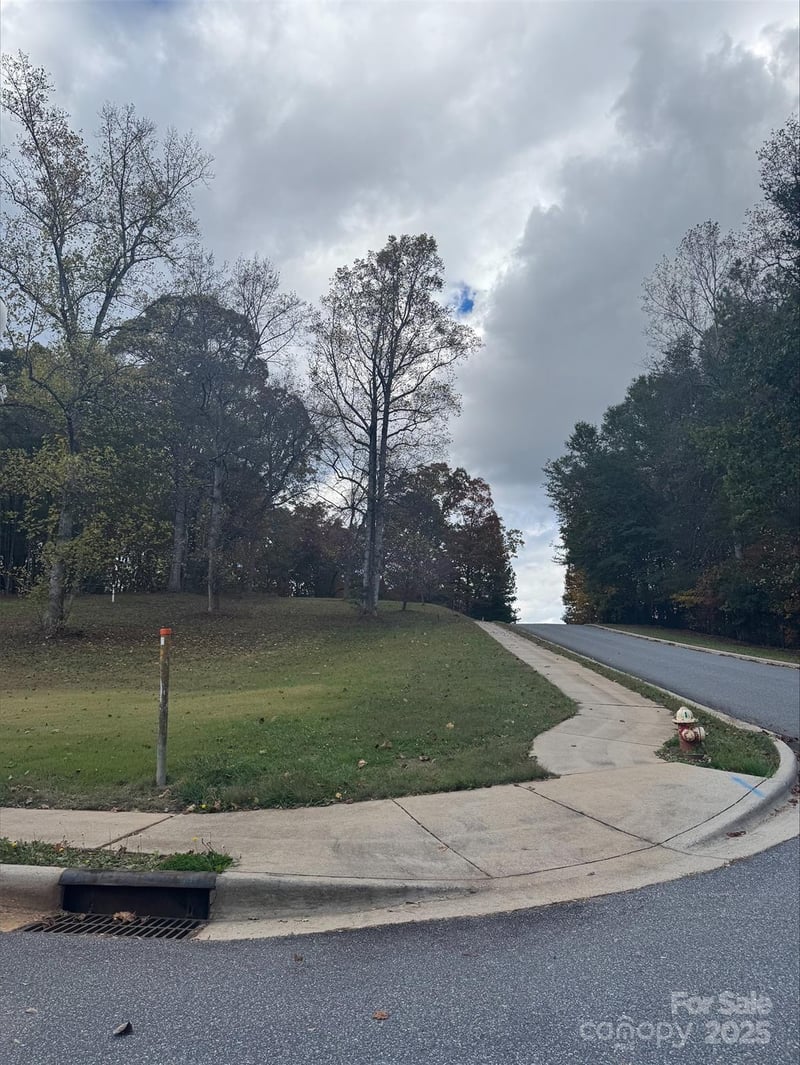 2836 Player Cir #132, Conover, NC 28613