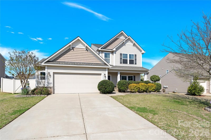 183 Water Ski Dr, Statesville, NC 28677