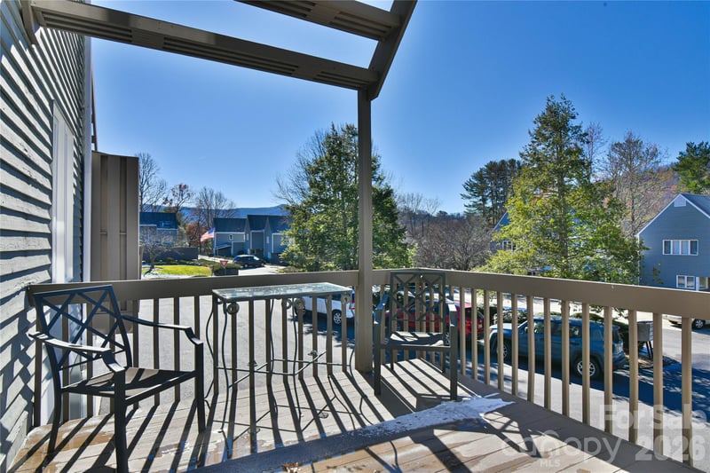 1 Lynx Dr #C-1, Black Mountain, NC 28711
