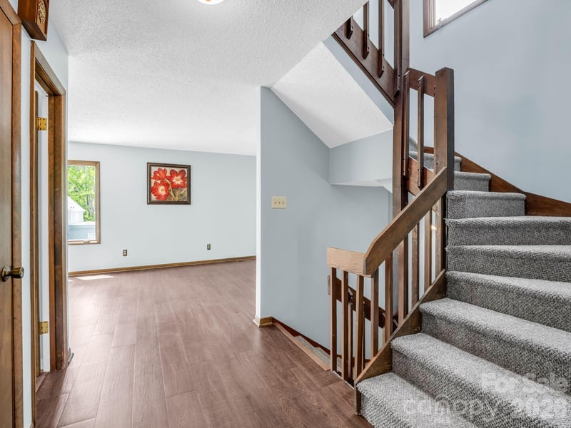 1 Lynx Dr #C-1, Black Mountain, NC 28711