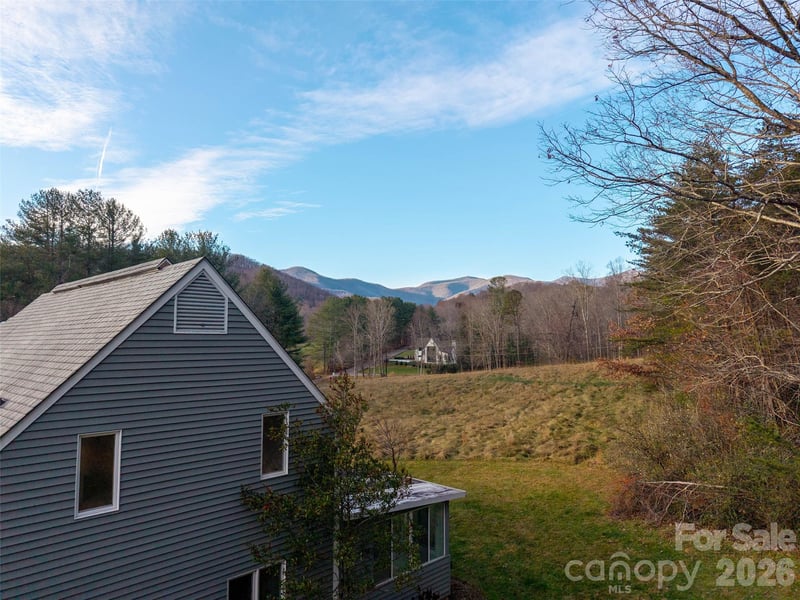 1 Lynx Dr #C-1, Black Mountain, NC 28711