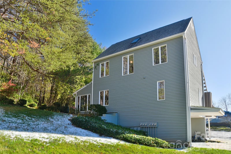 1 Lynx Dr #C-1, Black Mountain, NC 28711