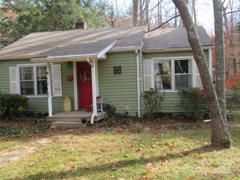 1144 Montreat Rd, Black Mountain, NC 28711