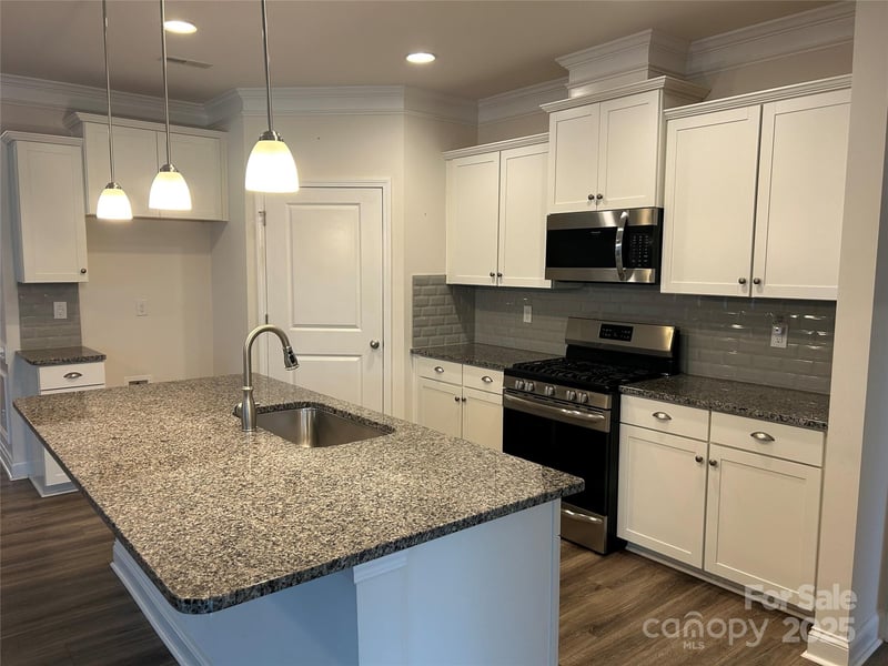 115 Cup Chase Dr #213, Mooresville, NC 28115