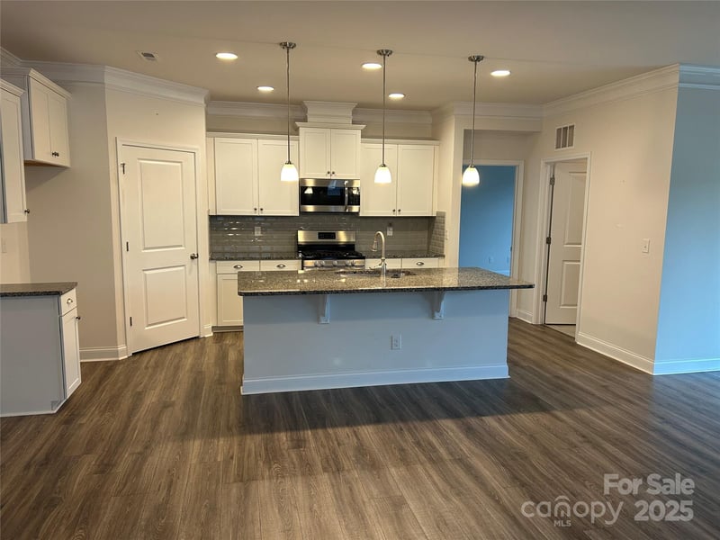 115 Cup Chase Dr #213, Mooresville, NC 28115