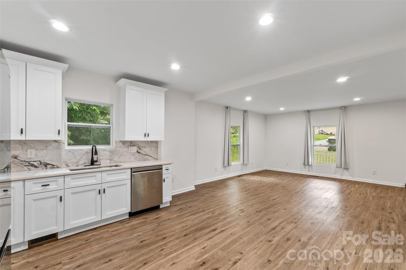 60 Valley St, Concord, NC 28025