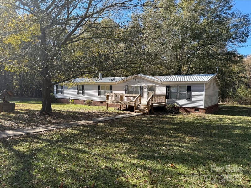 7159 Rev Melvin Adams Dr, Kershaw, SC 29067