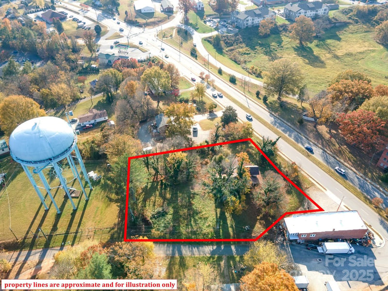303 Old Nc 18 Hw, Morganton, NC 28655