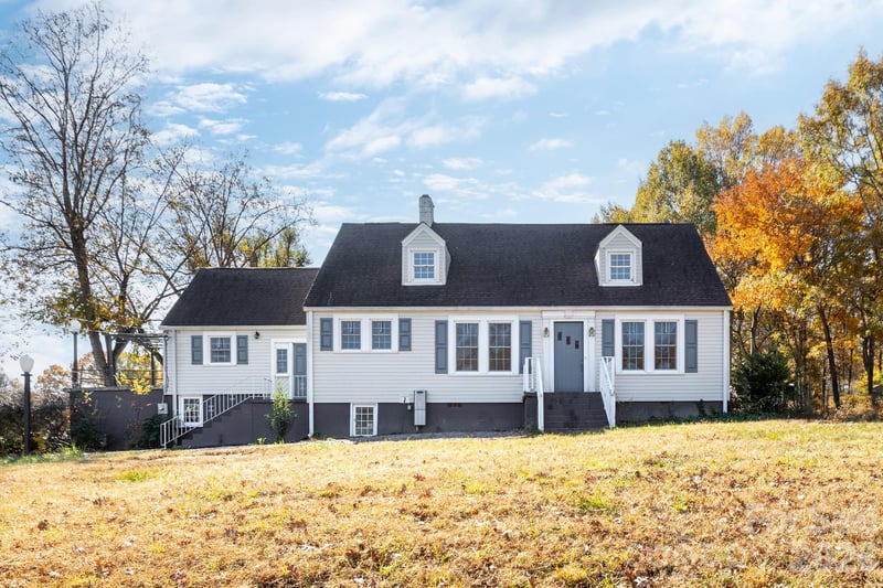 1402 Brantley Rd, Kannapolis, NC 28083