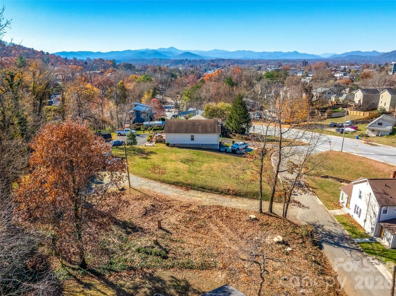 225 Beaumont St, Asheville, NC 28801