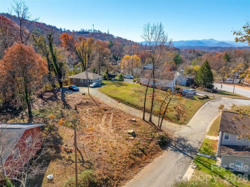 225 Beaumont St, Asheville, NC 28801