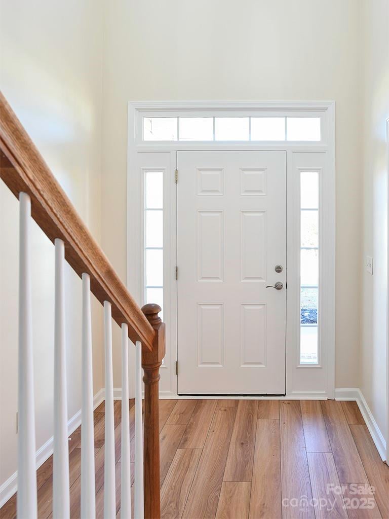 28 Stone River Dr, Asheville, NC 28804